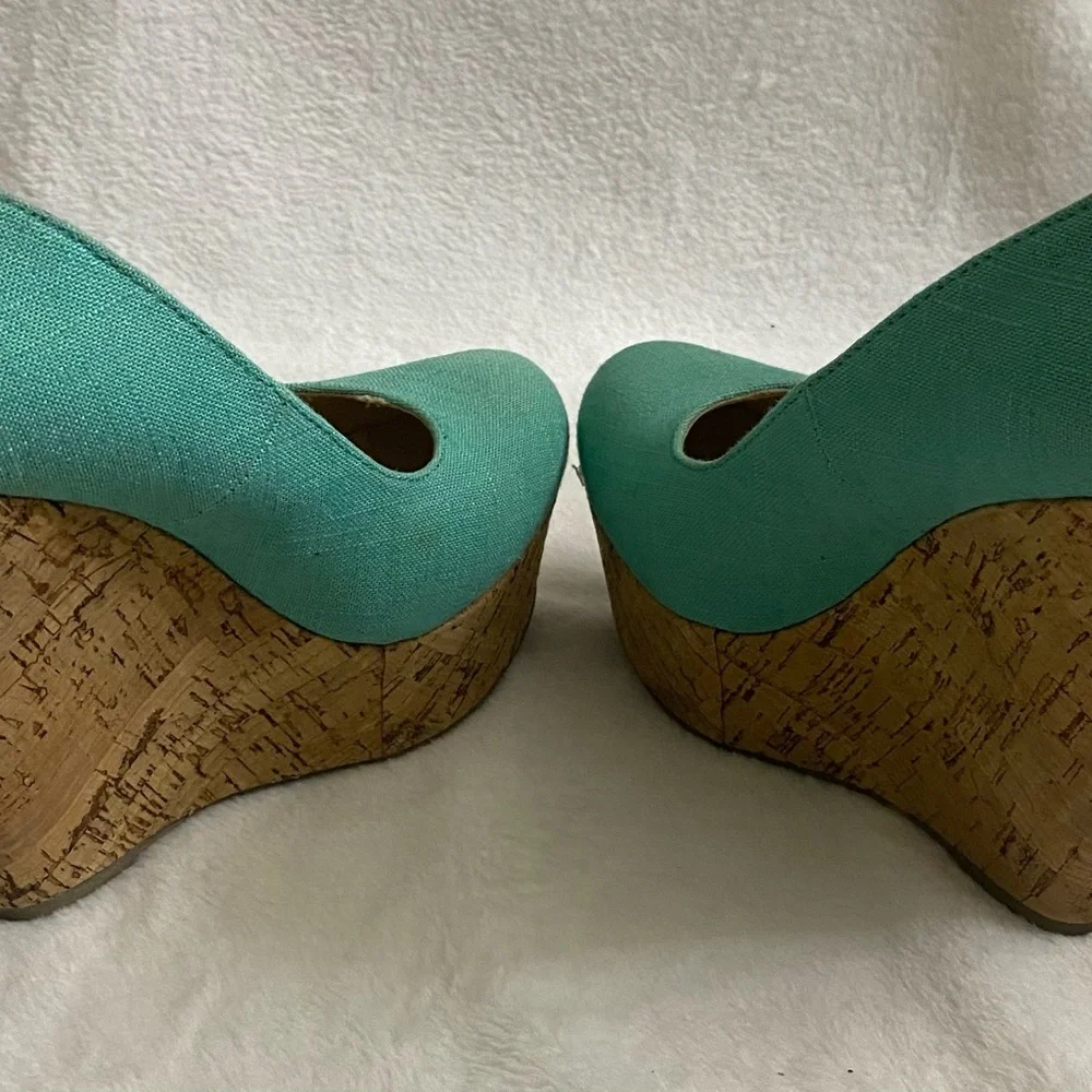 Teal Lines Wedges - Picture 4 of 4
